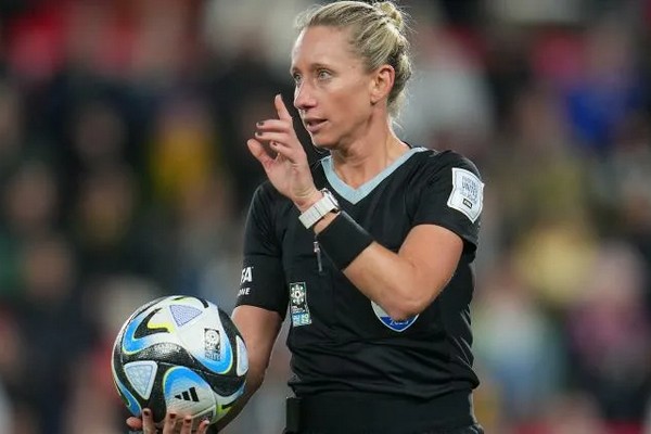 На матче мужского Чемпионата Мира во второй раз в истории арбитром будет женщина