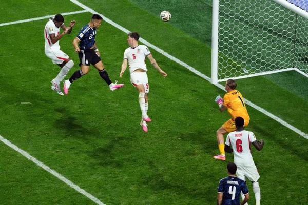 Прогноз дня: Англия 1-2 Аргентина (2-й тайм больше 1-го за 2,23)